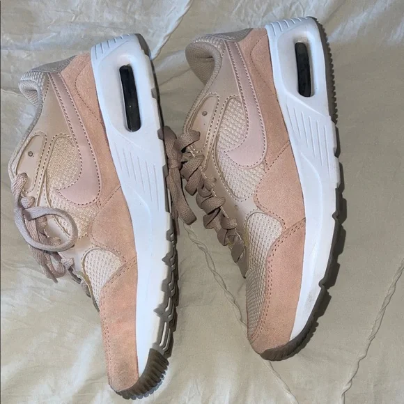 Nike Women's Light Pink Sneakers - Picture 3 of 5